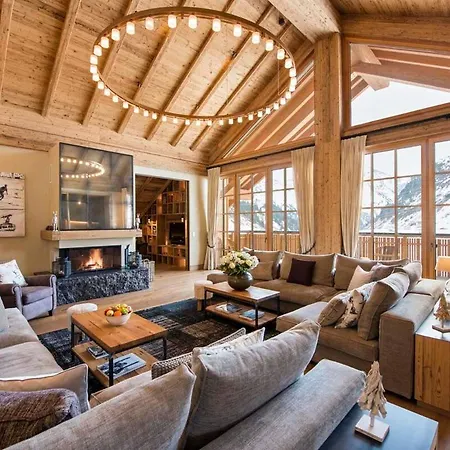 Alpine Luxury With Ski-in Access - Stunning Mountain Views